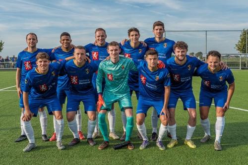 Elftalfoto Kees Bin Schouws Elftal - v.v. Goes 